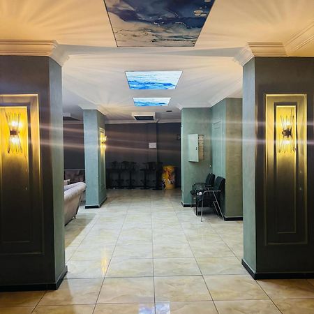 Dimet Park Hotel Wan Zewnętrze zdjęcie
