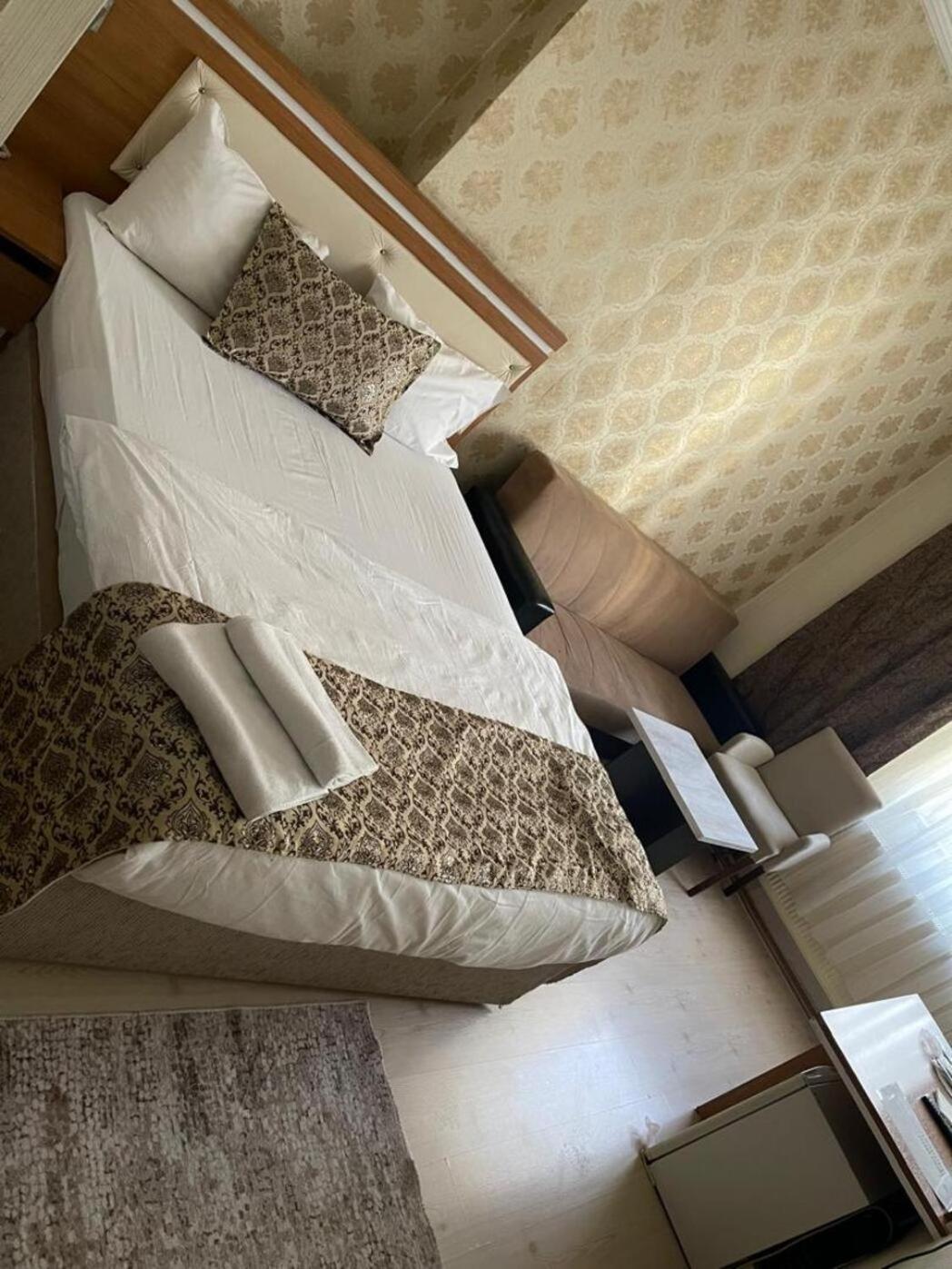 Dimet Park Hotel Wan Zewnętrze zdjęcie