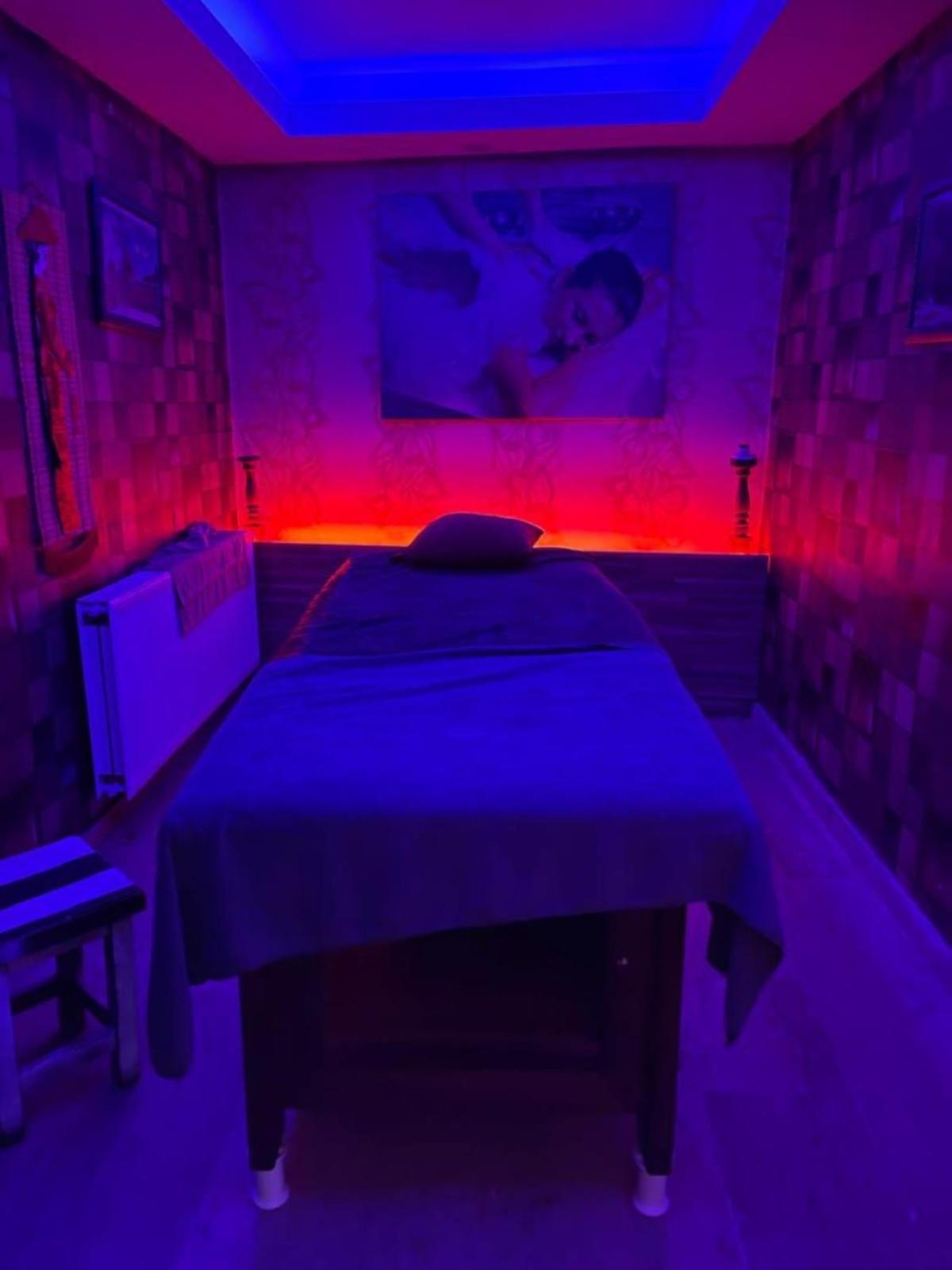 Dimet Park Hotel Wan Zewnętrze zdjęcie