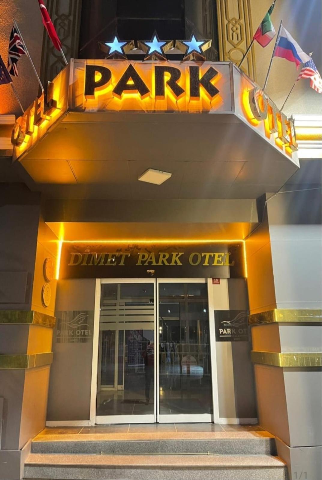 Dimet Park Hotel Wan Zewnętrze zdjęcie